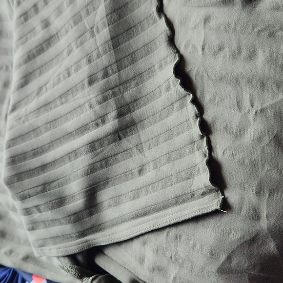 Aerie Offline Midi Dress - Picture 7 of 9